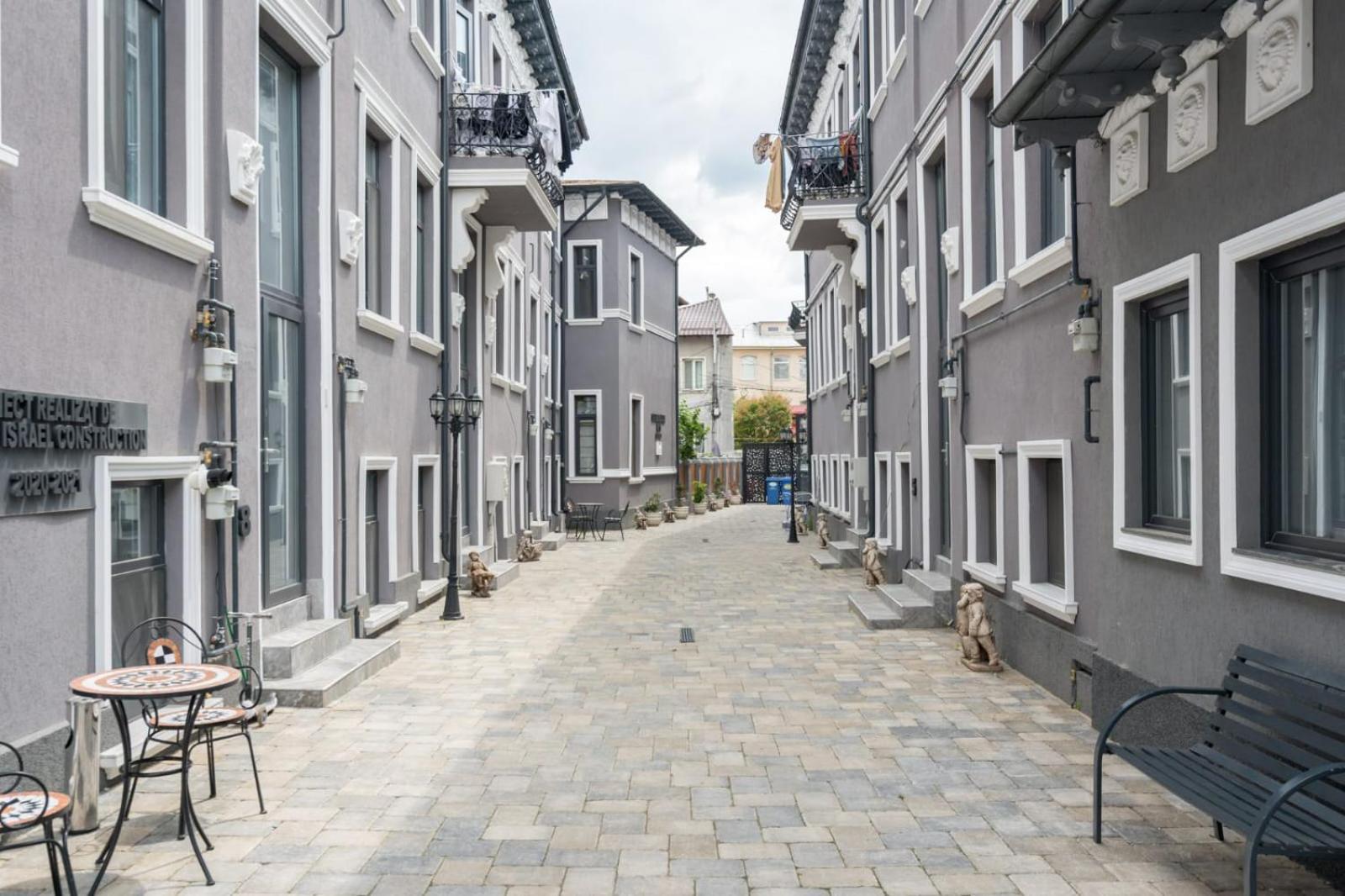 Cozy Central Studio Near Park Bukarest Exterior foto